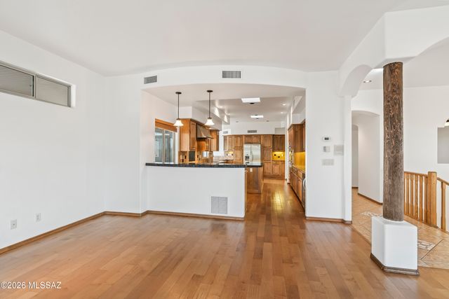 10685 N Summer Moon Place, Oro Valley, AZ 85737