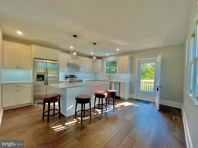 3906 SYKESVILLE RD, Finksburg, MD 21048