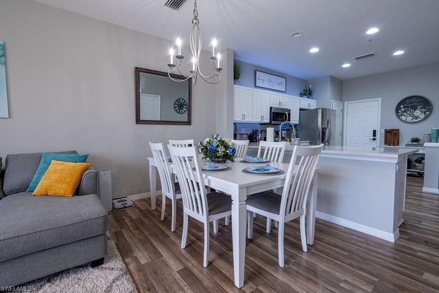 15792 Marcello CIR # 182, Naples, FL 34110