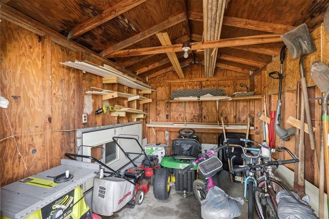 10921 LUANA DRIVE, Leesburg, FL 34788