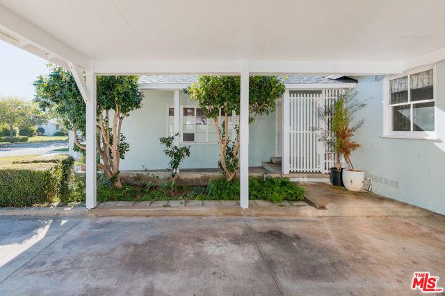 3157 Coolidge Avenue, Los Angeles, CA 90066