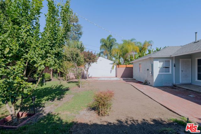 3157 Coolidge Avenue, Los Angeles, CA 90066