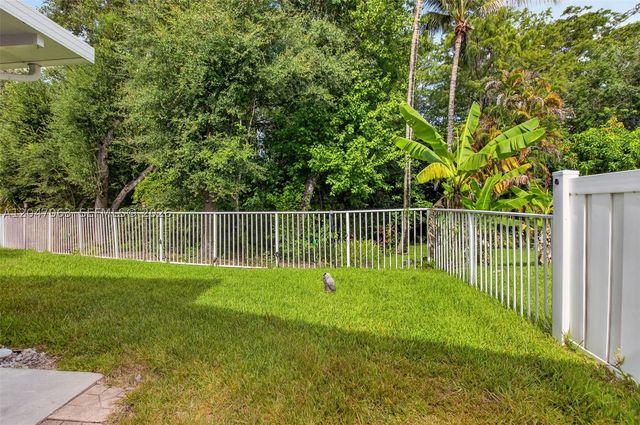 21209 Via Ventura, Boca Raton, FL 33433