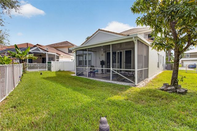 21209 Via Ventura, Boca Raton, FL 33433