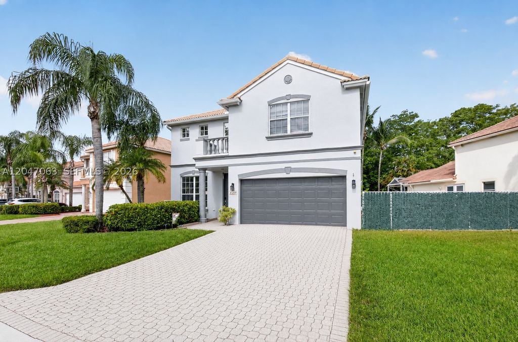 21209 Via Ventura, Boca Raton, FL 33433