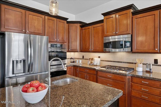 6527 Rey Del Sierra Court, Sparks, NV 89436