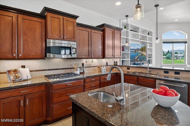 6527 Rey Del Sierra Court, Sparks, NV 89436