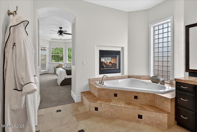 6527 Rey Del Sierra Court, Sparks, NV 89436