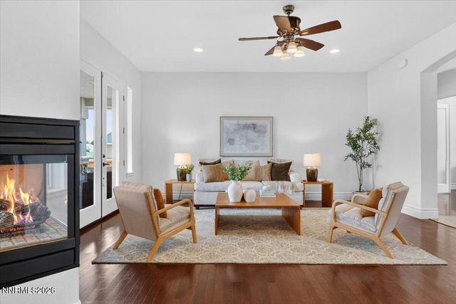 6527 Rey Del Sierra Court, Sparks, NV 89436