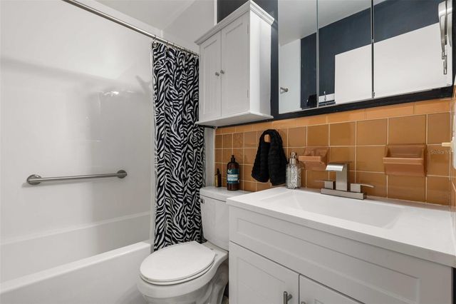 936 AVENUE T SE, Winter Haven, FL 33880