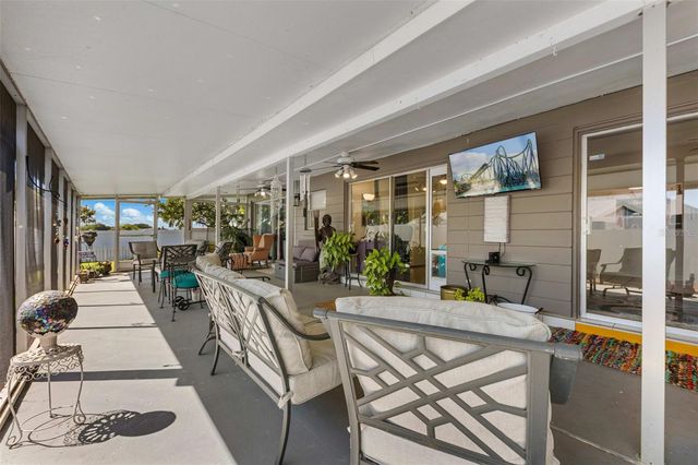 936 AVENUE T SE, Winter Haven, FL 33880