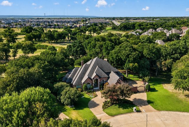 3742 Green Hollow Drive, Grand Prairie, TX 75052