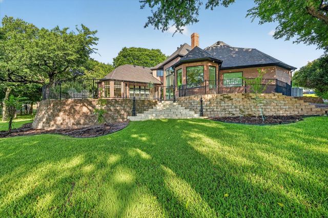 3742 Green Hollow Drive, Grand Prairie, TX 75052
