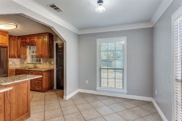 3216 Meadowbrook Drive, Fort Worth, TX 76103