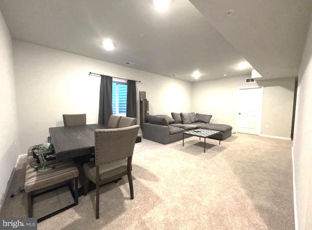 28 BUTTERCUP CIR, Elkton, MD 21921