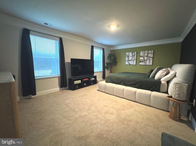 28 BUTTERCUP CIR, Elkton, MD 21921