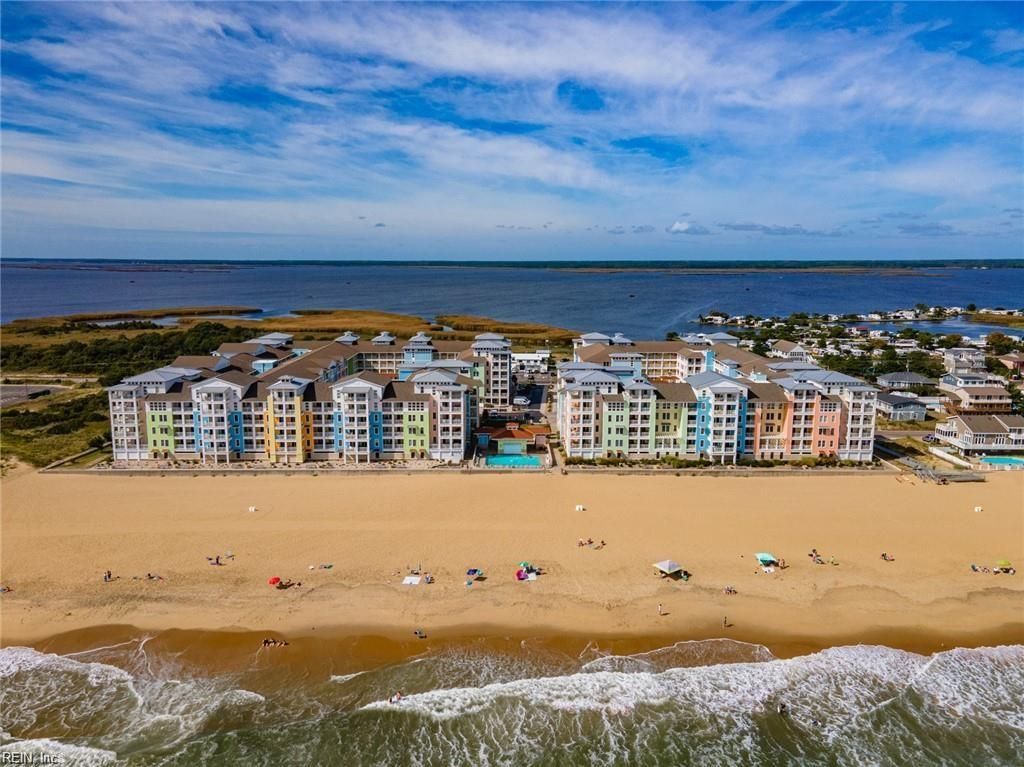 3700 Sandpiper RD # 106A, Virginia Beach, VA 23456