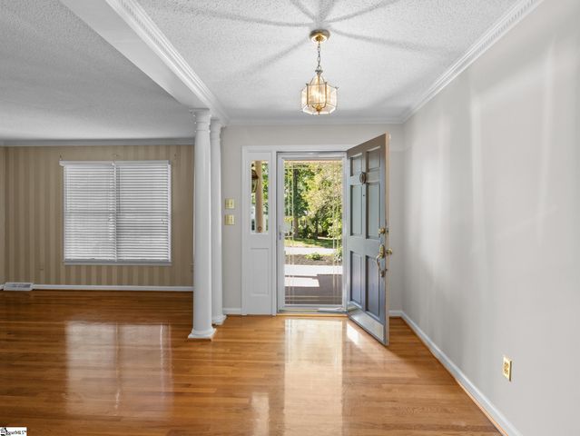 112 Linkside Drive, Taylors, SC 29687