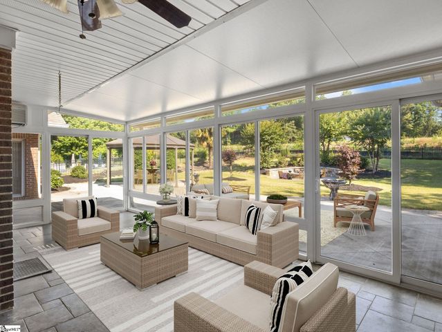 112 Linkside Drive, Taylors, SC 29687
