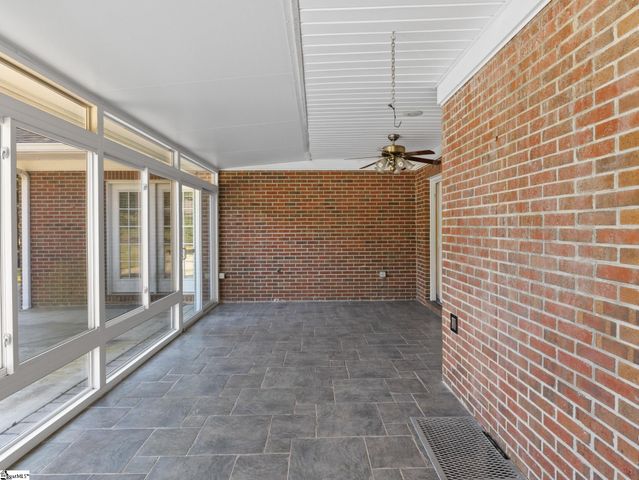 112 Linkside Drive, Taylors, SC 29687
