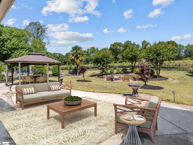 112 Linkside Drive, Taylors, SC 29687