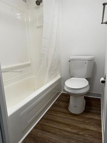 16909 N Bay Rd 409, Sunny Isles Beach, FL 33160