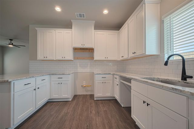 444 Stone Placa, Brookshire, TX 77423