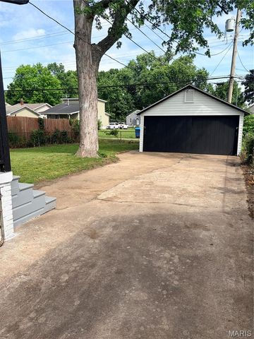 2712 Iowa Street, Granite City, IL 62040