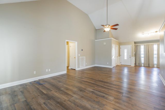 8082 Zoe Drive, Ooltewah, TN 37363