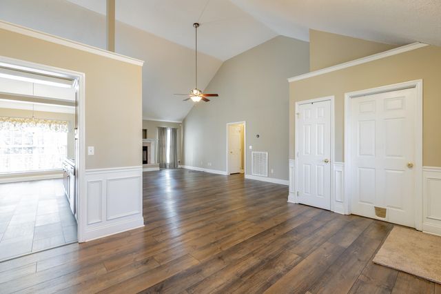 8082 Zoe Drive, Ooltewah, TN 37363