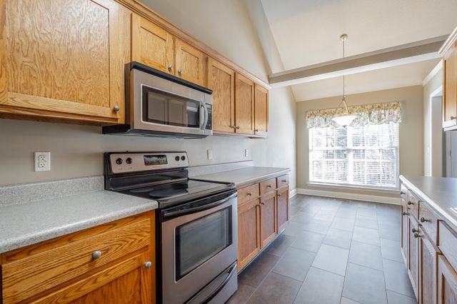 8082 Zoe Drive, Ooltewah, TN 37363