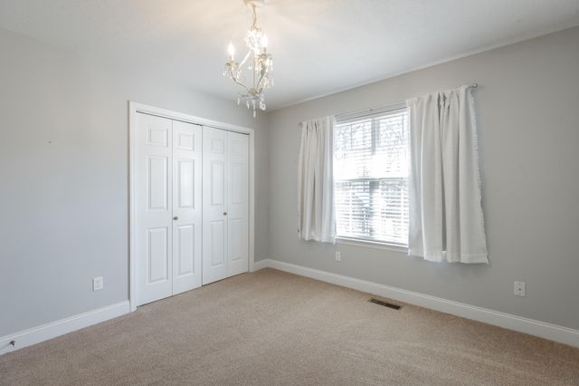 8082 Zoe Drive, Ooltewah, TN 37363