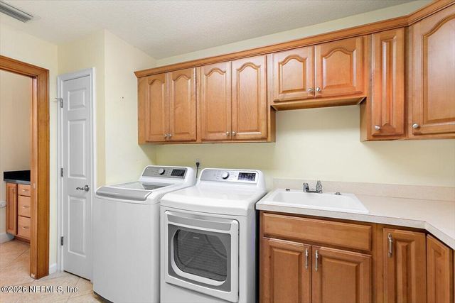 3542 SHINNECOCK Lane, Green Cove Springs, FL 32043