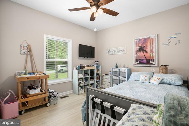 309 NORTH GLEBE RD, Montross, VA 22520