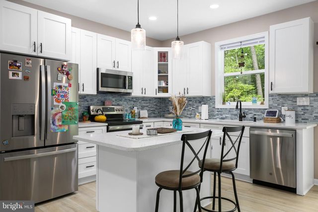 309 NORTH GLEBE RD, Montross, VA 22520