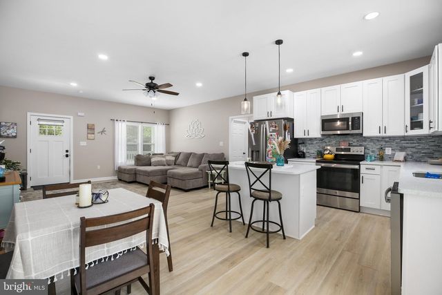 309 NORTH GLEBE RD, Montross, VA 22520