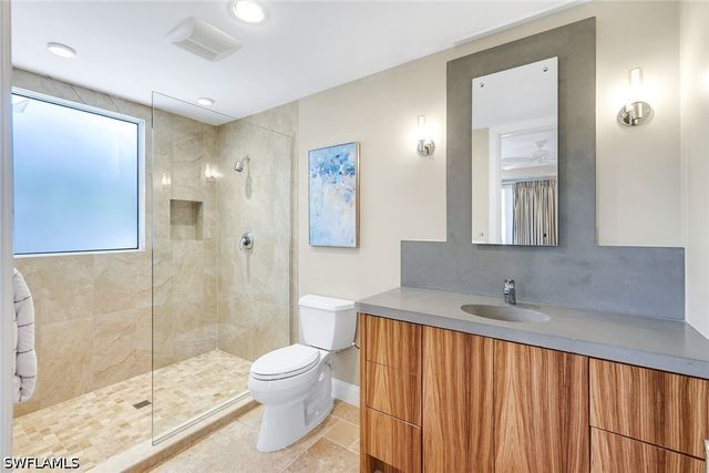 210 Central AVE, Naples, FL 34102