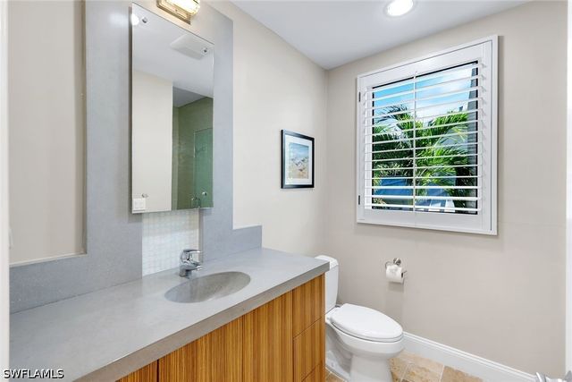 210 Central AVE, Naples, FL 34102
