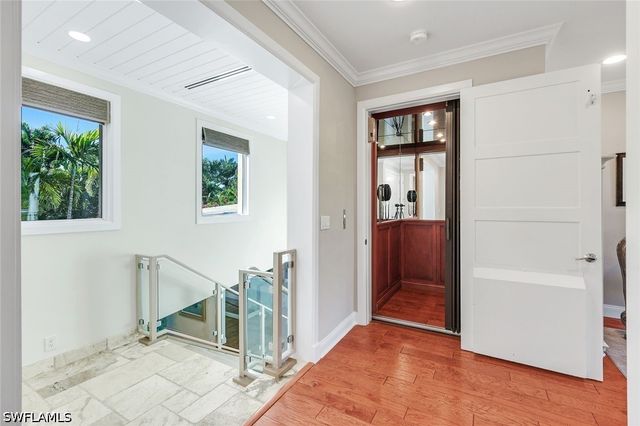 210 Central AVE, Naples, FL 34102