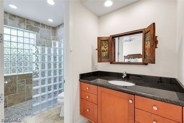 210 Central AVE, Naples, FL 34102