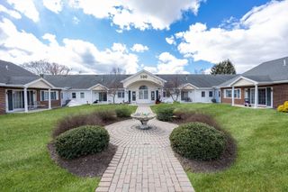 100 Lawrence St 18, Haverhill, MA 01830