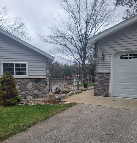 6249 Wolverine Trail, Moffatt Twp, MI 48610