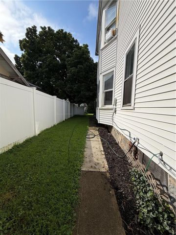 2026 Ealer Street 1, Wilson Boro, PA 18042