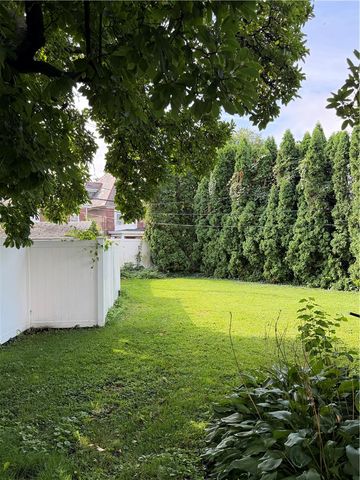 2026 Ealer Street 1, Wilson Boro, PA 18042