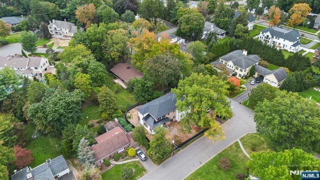 29 John Street, Demarest, NJ 07627
