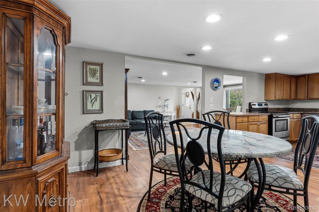 45055 McBride Avenue, Van Buren Charter Township, MI 48111