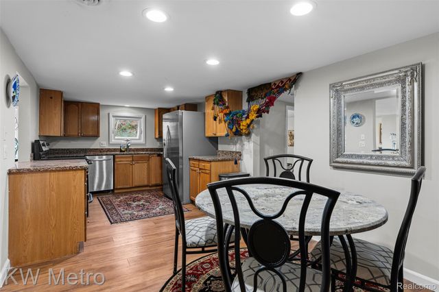 45055 McBride Avenue, Van Buren Charter Township, MI 48111