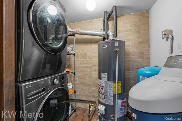 45055 McBride Avenue, Van Buren Charter Township, MI 48111