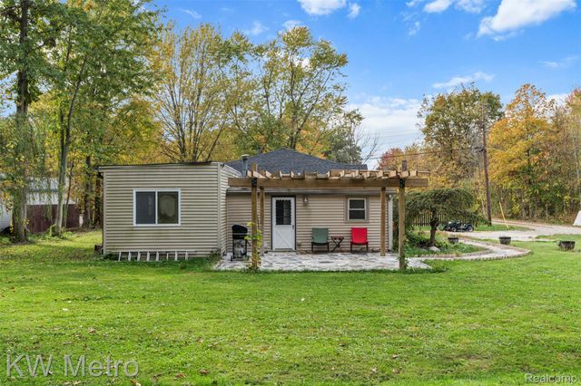 45055 McBride Avenue, Van Buren Charter Township, MI 48111