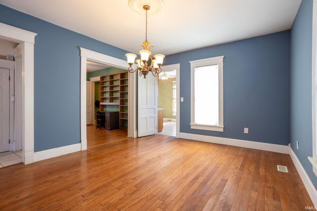 1138 M Street, Bedford, IN 47421